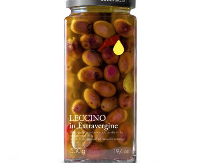 Olive-nere-Leccino-condite-in-olio-extravergine